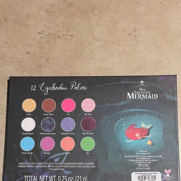 SOLD Disney’s The Little Mermaid Eyeshadow Pallet - Picture 3 of 8